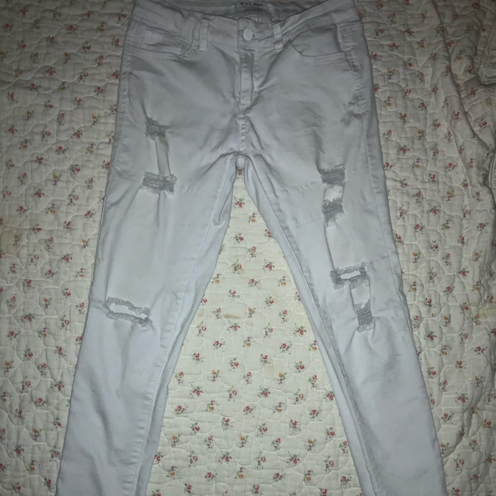 white distressed jeans